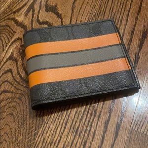 Men’s coach wallet